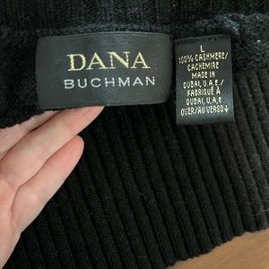 Black mock neck sleeveless cashmere sweater